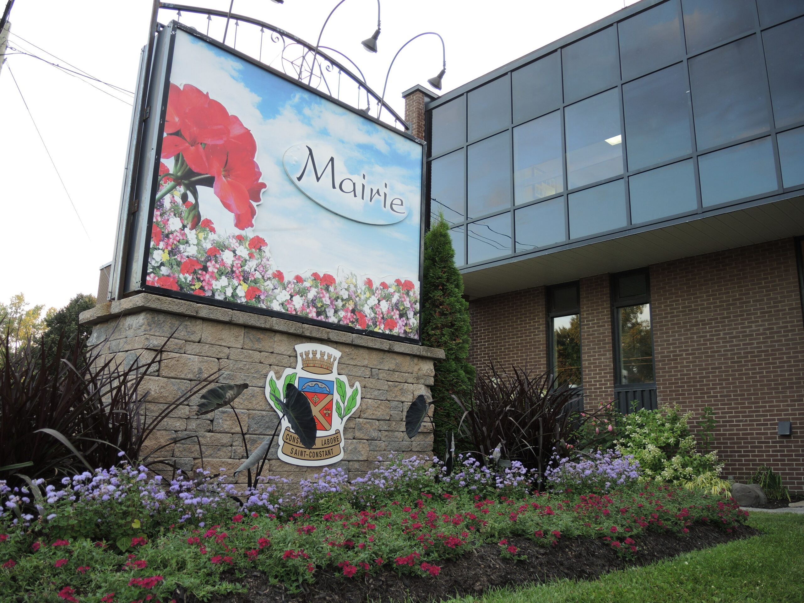 COVID-19 : Saint-Constant ferme ses bâtiments municipaux
