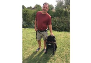 L’appel à l’aide d’un homme aveugle a été entendu