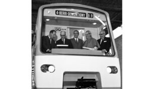 Une voiture de métro pour Exporail