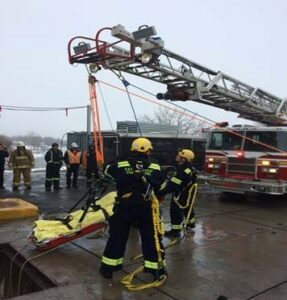 Sauvetage aux écluses de la Voie maritime du Saint-Laurent