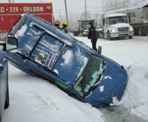 VIDÉO – Deux sorties de route en moins de 10 minutes sur le ch. Saint-François-Xavier