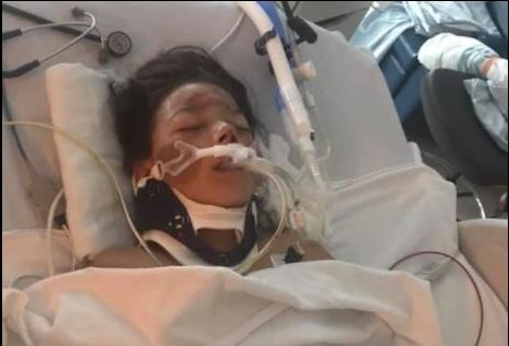 « J’ai le coeur en miettes » – la mère du garçon très gravement blessé à Mercier