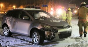 Deux voitures fauchent le même poteau à Saint-Constant
