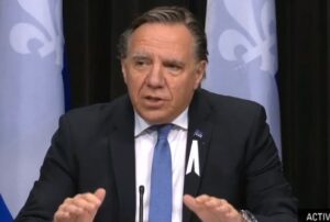 L’alarme sonne et il faut agir rapidement, dit Legault