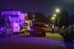 Les policiers tenus en haleine par un homme barricadé