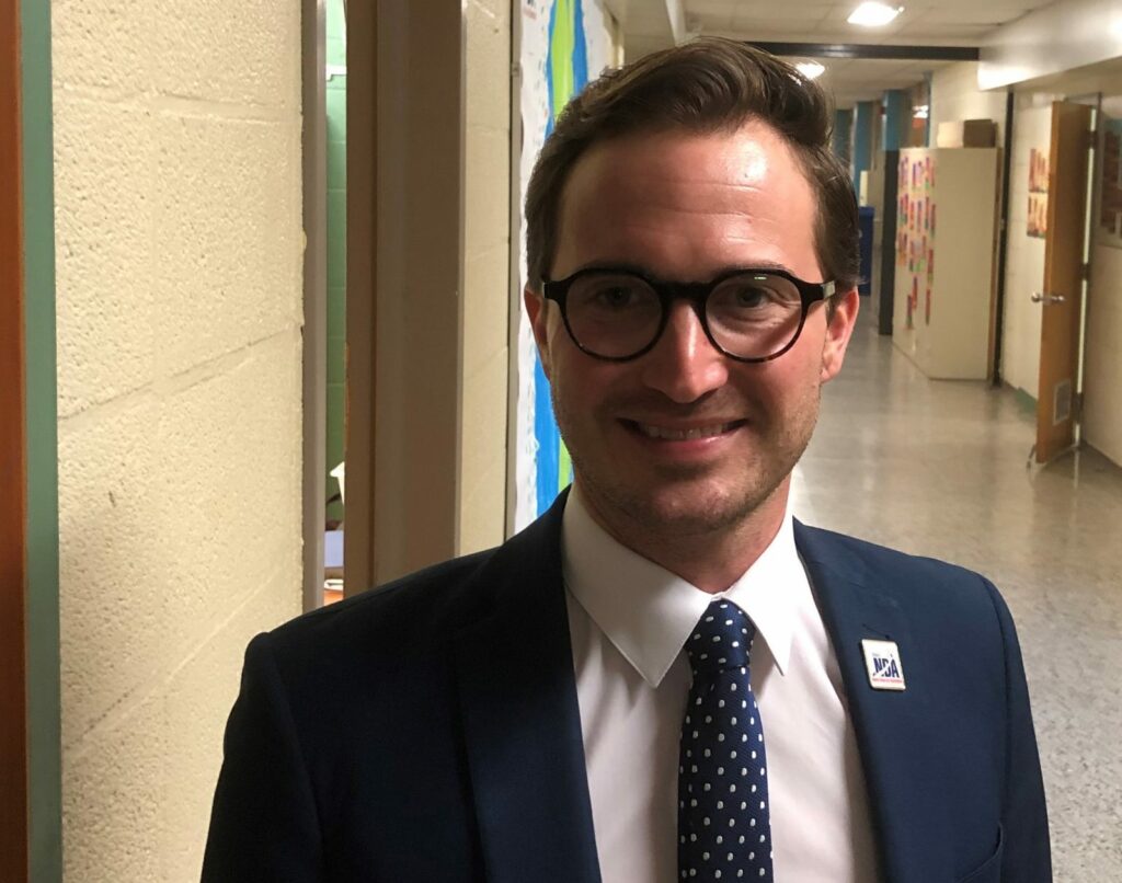 Un directeur d’école face à la justice