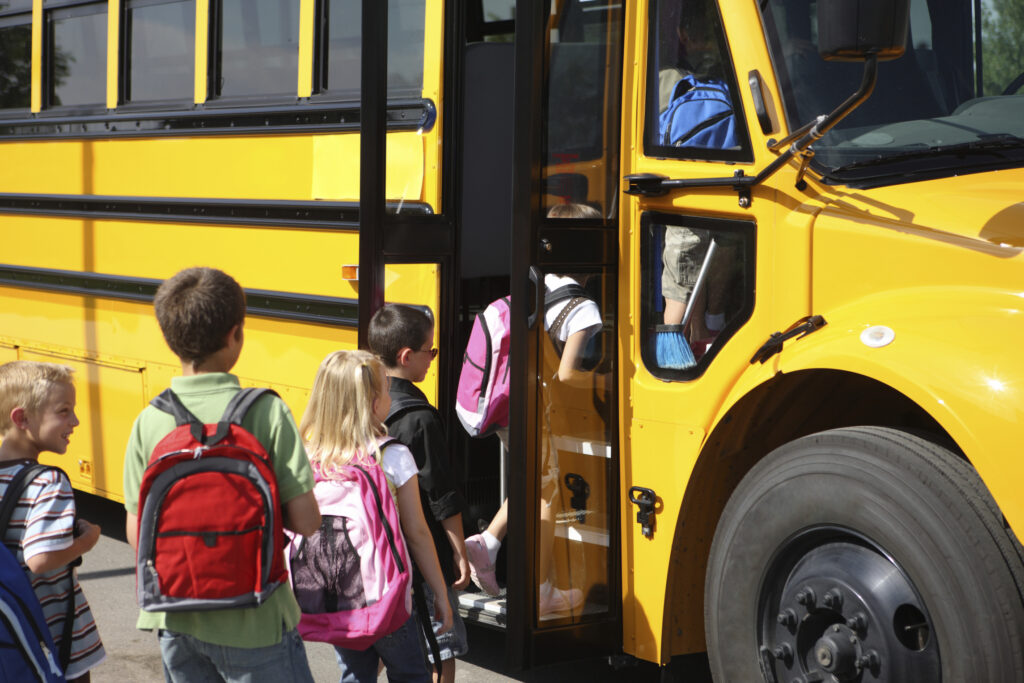 COVID-19 : les autobus scolaires du territoire en manque de 4 000 places