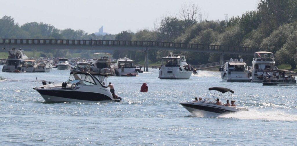 La fin des partys en bateaux réclamée aux Iles de Boucherville