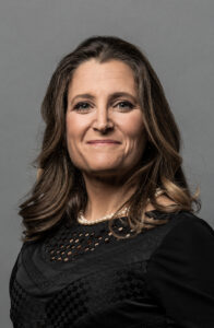 Relance économique : « le gouvernement fédéral a un plan », assure Chrystia Freeland