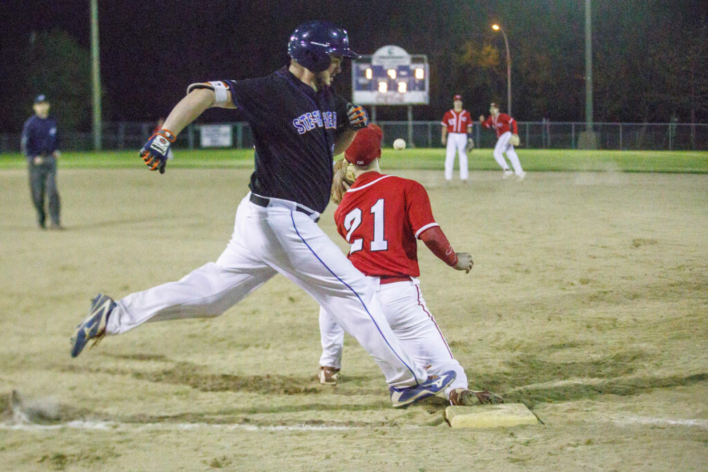 Ligue de baseball junior AA : les Cobras infligent deux rares défaites aux Patriotes