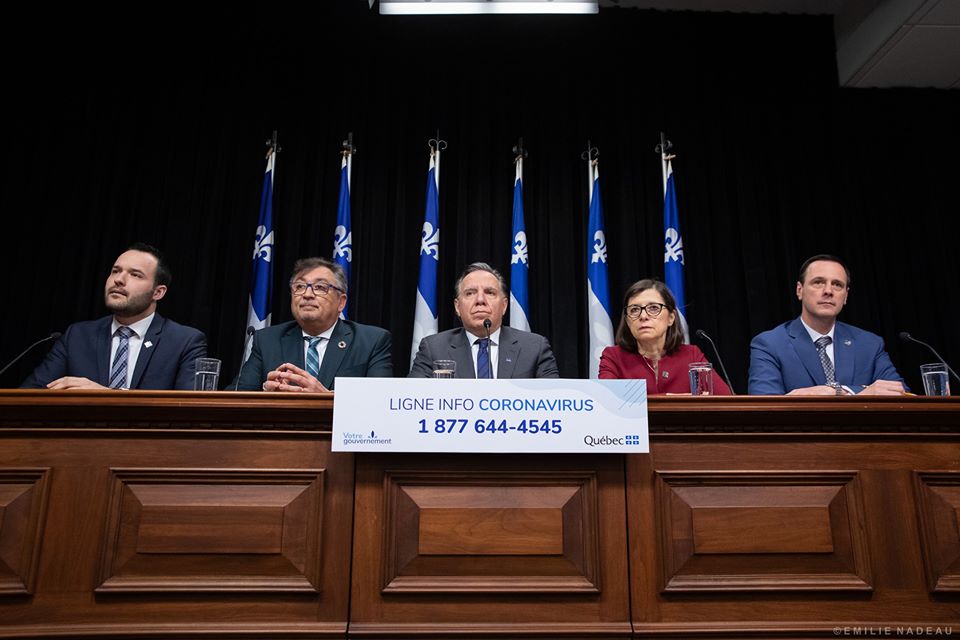 «Il faut pas aller visiter les personnes âgées, c’est une question de vie ou de mort» – François Legault