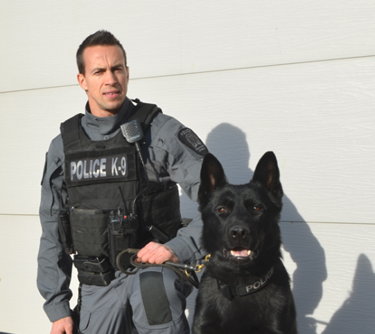 Ghost se joint à la police