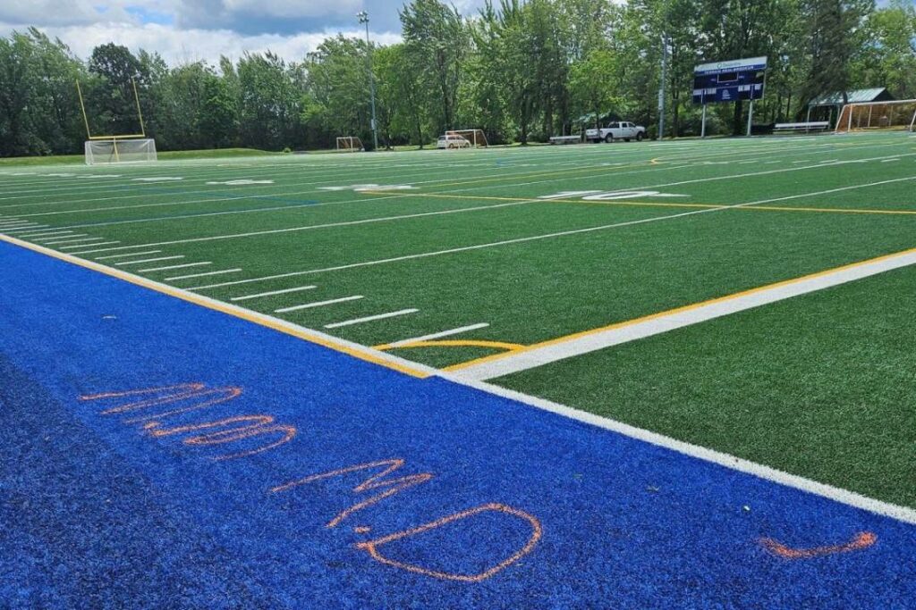 La Prairie : le terrain à surface synthétique sera clôturé