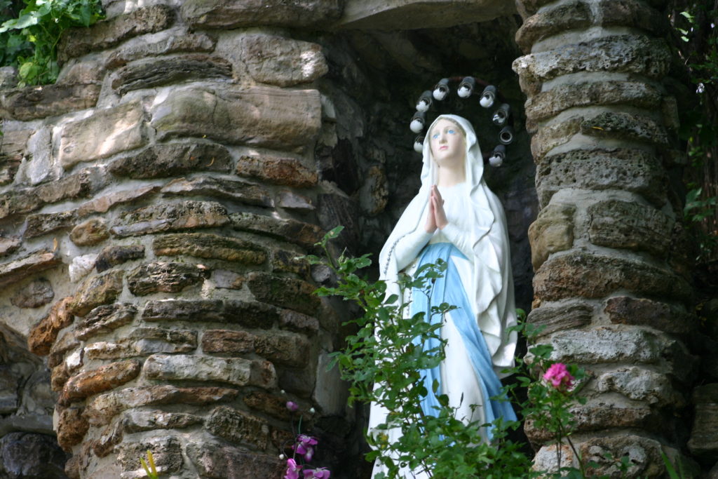 Un million pour préserver la grotte, la croix et le cimetière de l’île Saint-Bernard