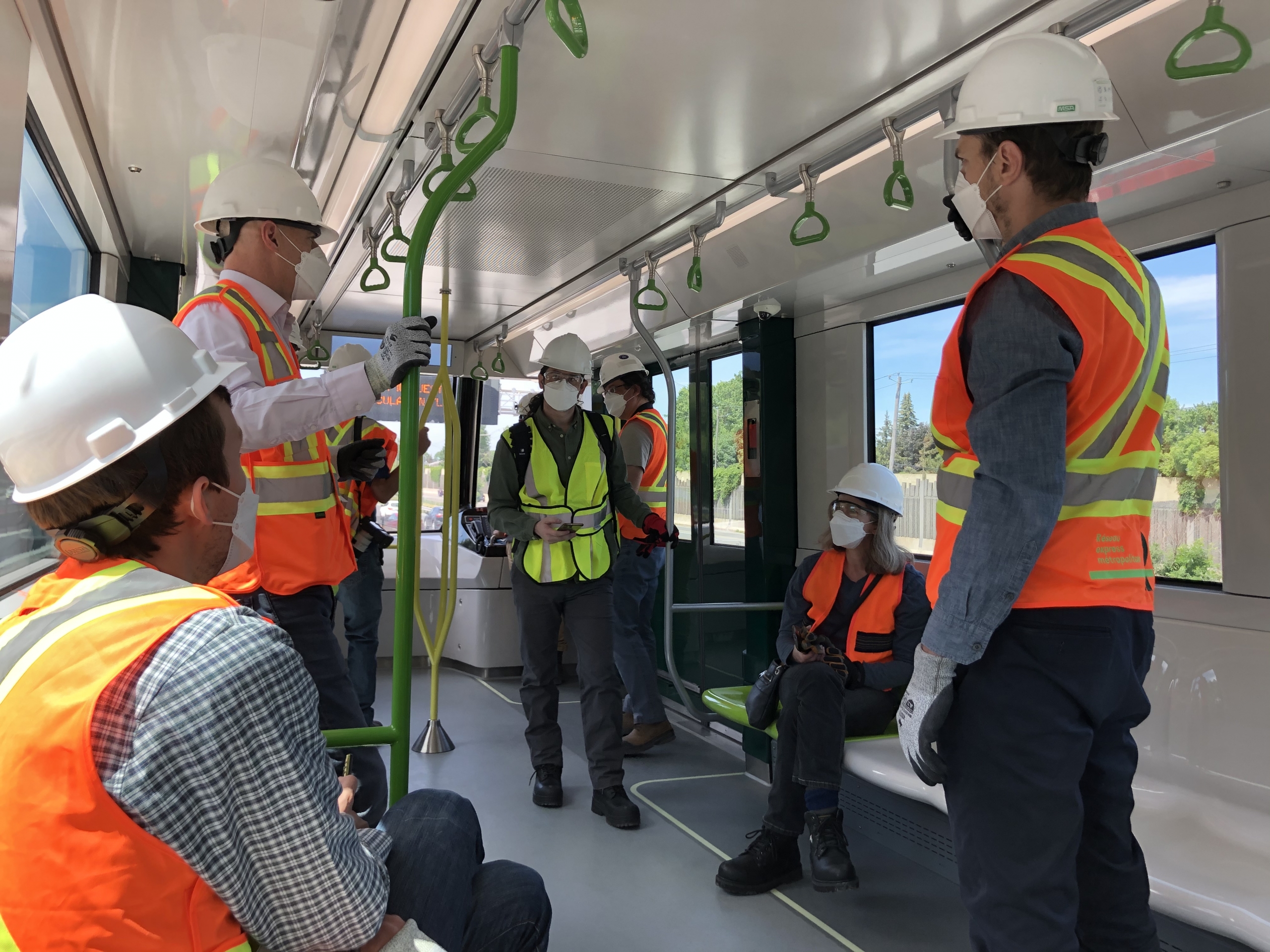 PHOTOS ET VID&Eacute;OS – Un premier voyage &agrave; bord du REM