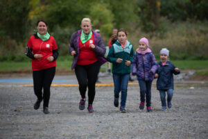 93 000 $ pour les familles d’enfants atteints de cancer grâce à Courir pour Leucan