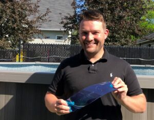 Avec son O’Dflecteur, Raphaël St-Hilaire veut simplifier la vie des propriétaires de piscine