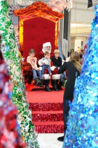 Trois centres commerciaux de la région n’accueilleront pas le père Noël