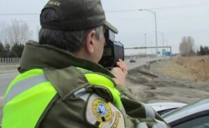 Intercepté à 135 km/h dans une zone de 70 km/h