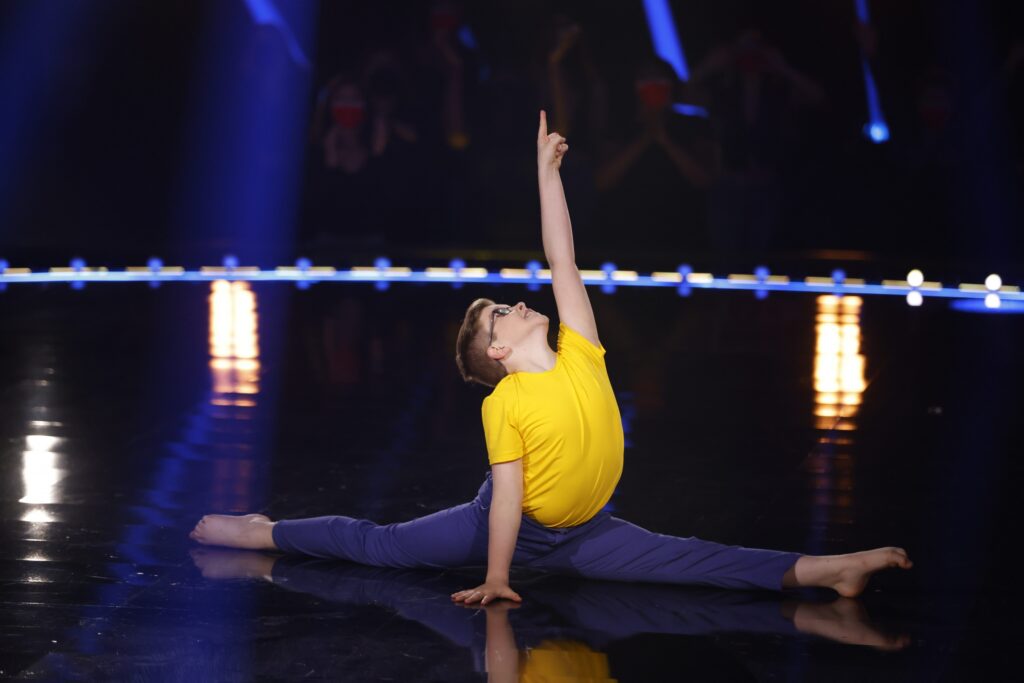 Un danseur de Saint-Constant émeut les juges à Révolution