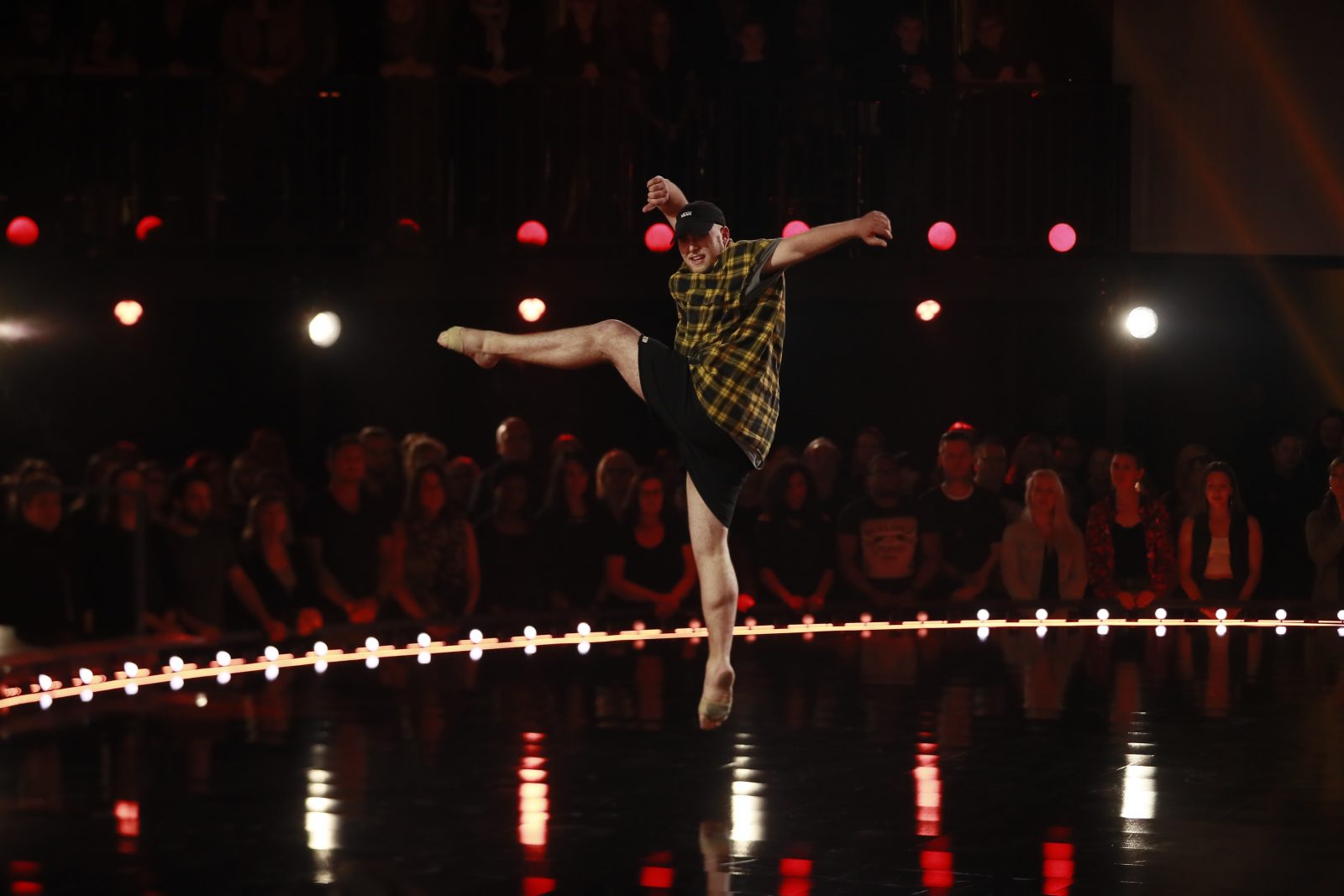Un danseur de Napierville éblouit les juges de l&rsquo;émission Révolution