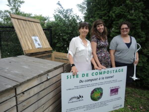 550 kg de matières organiques détournées grâce au compost au Centre de femmes l’Éclaircie