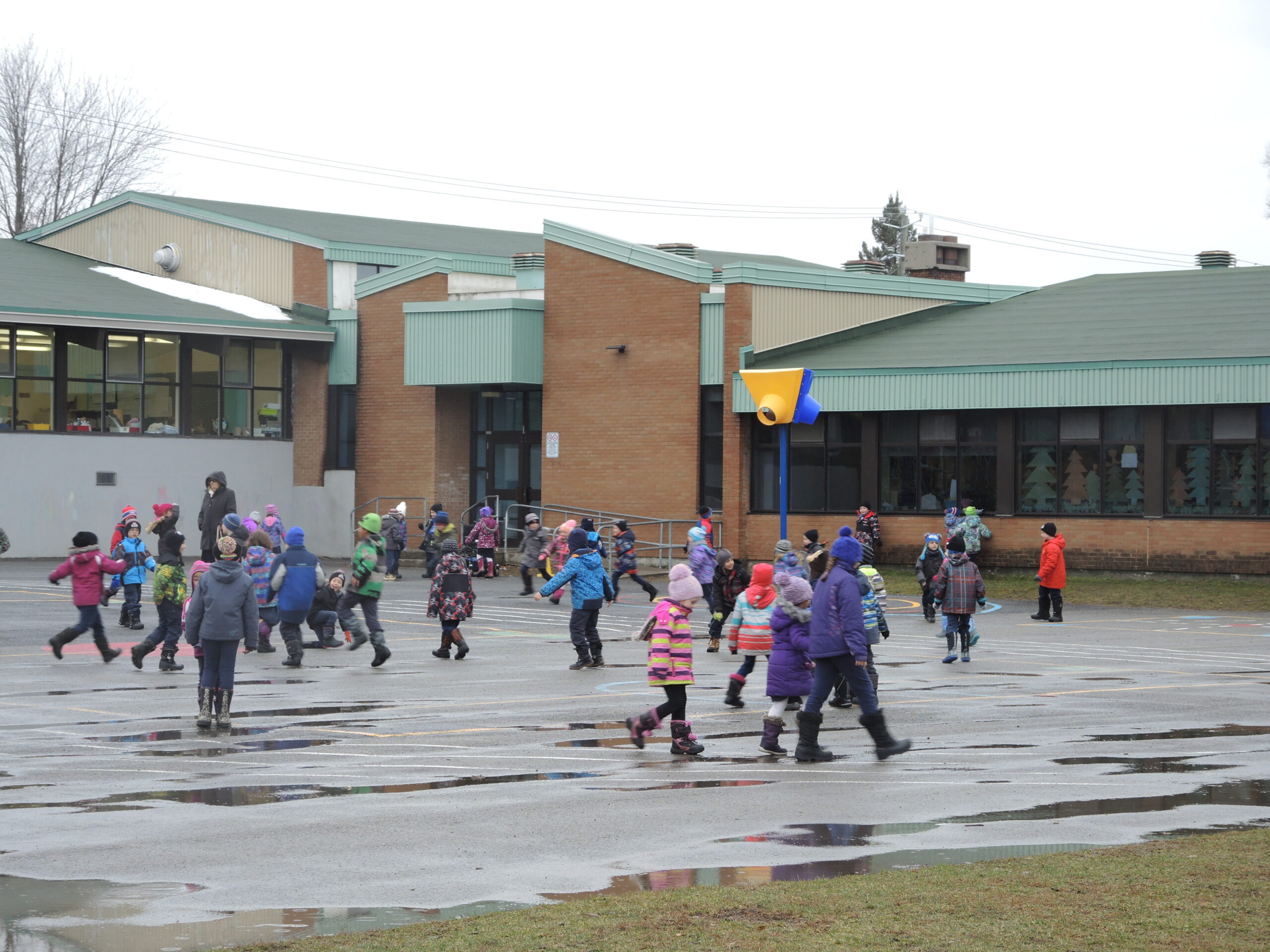 Commission scolaire Riverside : Des élèves obligés de changer d’école