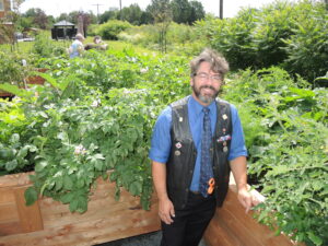 Un jardin communautaire pour des résidents en logements subventionnés à Saint-Philippe