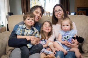 L&rsquo;épouse du coureur décédé à la Course des 7 confie : «Tout se place, mais ça n&rsquo;enlève rien au drame»