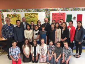 Des élèves financent les études de Mexicains