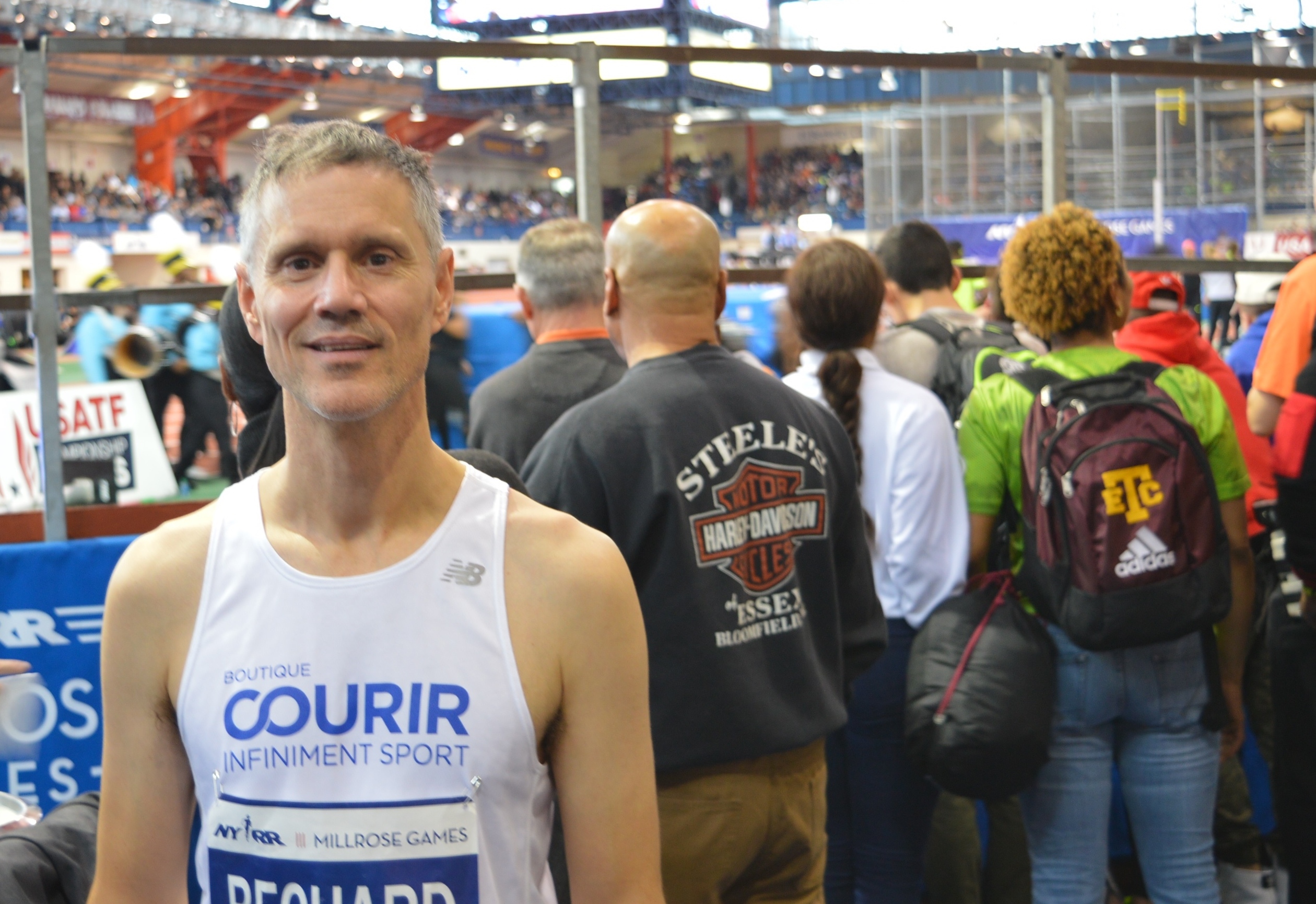 Un adepte de la marche athlétique de Sainte-Catherine participe à une compétition relevée