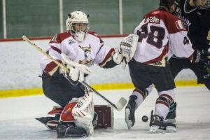 Séries midget AAA : les Riverains sont dans le pétrin