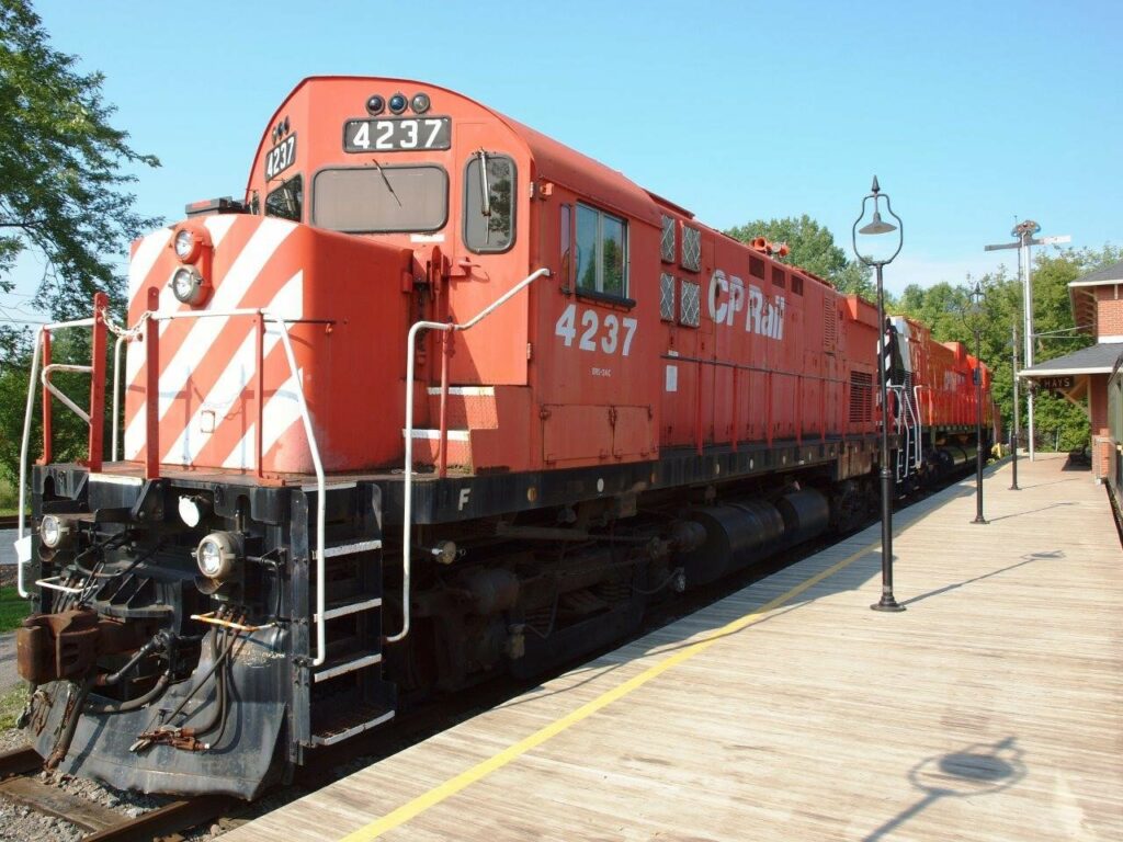 Les locomotives diesels-électriques en vedette à Exporail