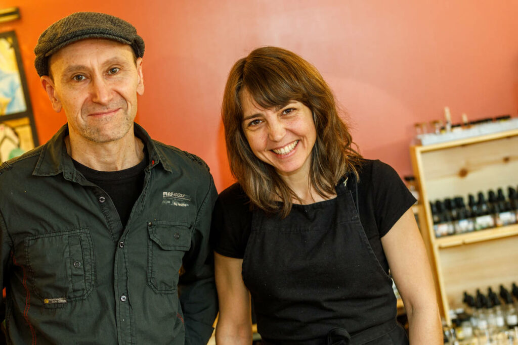 Varech et Lichen : de la guitare aux produits pour les soins corporels