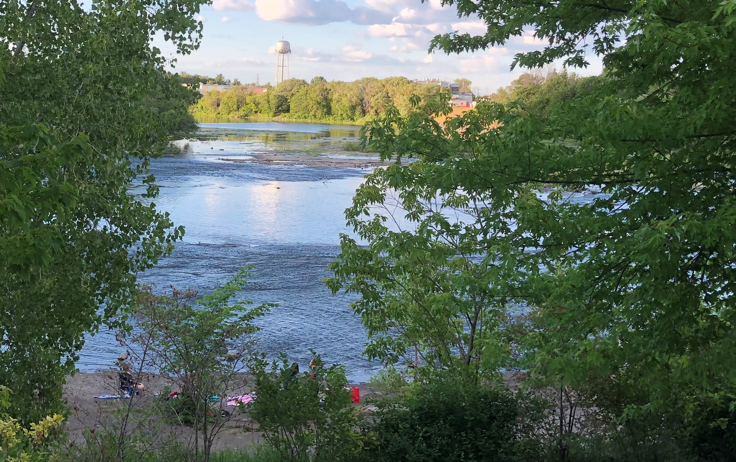Invitation à un Grand Splash dans la rivière Ch&acirc;teauguay