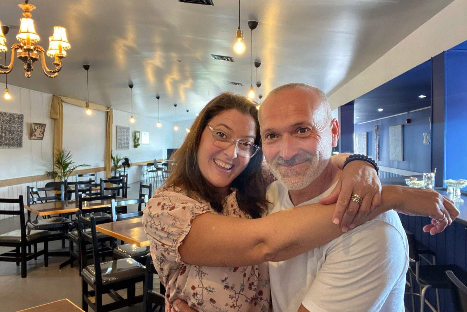 O’Velours café-bar ouvre ses portes à Sainte-Clotilde