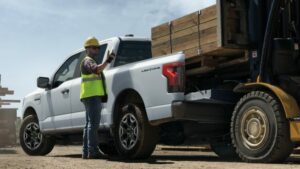Mazda et Ford ont annoncé des mesures d’aide pour les personnes touchées par l’ouragan Ian en Floride.