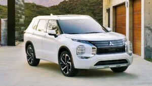 Le Mitsubishi Outlander PHEV 2023 arrive au Canada en novembre