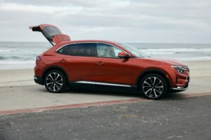 Les pertes de VinFast approchent les 800 millions de dollars avant l’introduction en bourse aux États-Unis