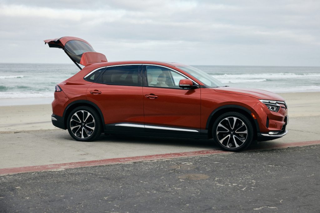 Les pertes de VinFast approchent les 800 millions de dollars avant l’introduction en bourse aux États-Unis