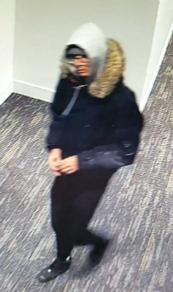 Quatre suspects d’introduction par effraction recherchés à Saint-Constant