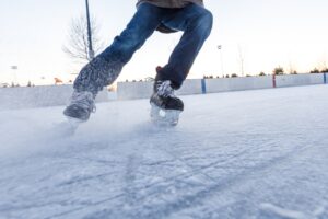 Les endroits où patiner et glisser cet hiver