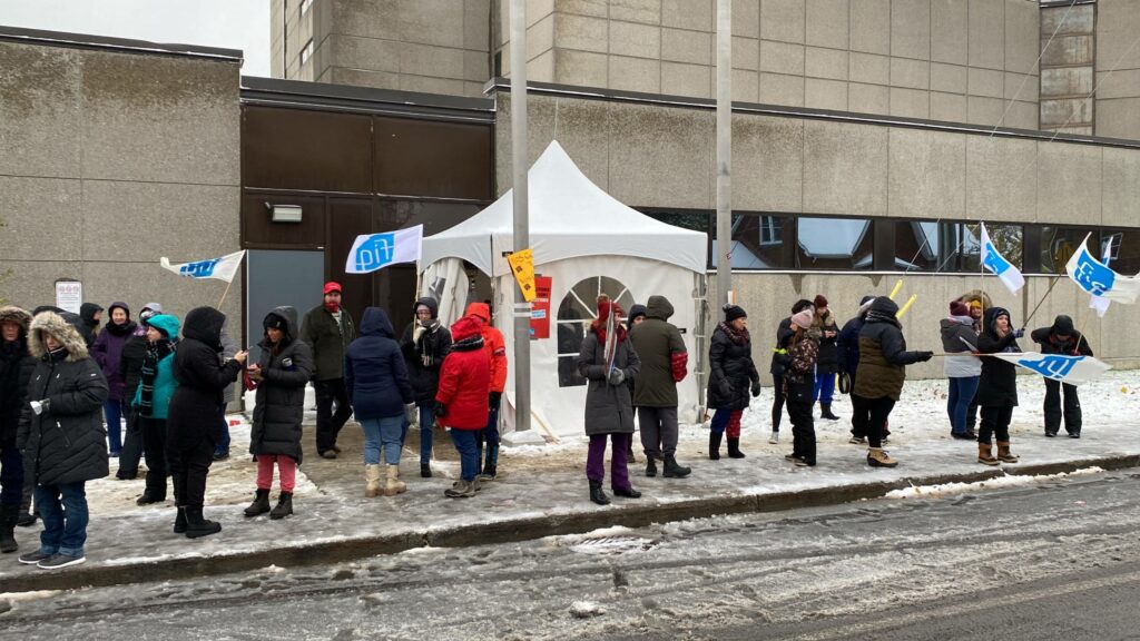 Mandat de grève de la FIQ : un appui fort des infirmières et de la population