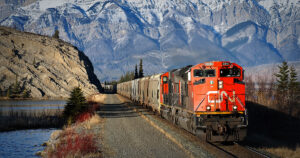 Les autos et le carburant coûteront encore plus cher cet automne