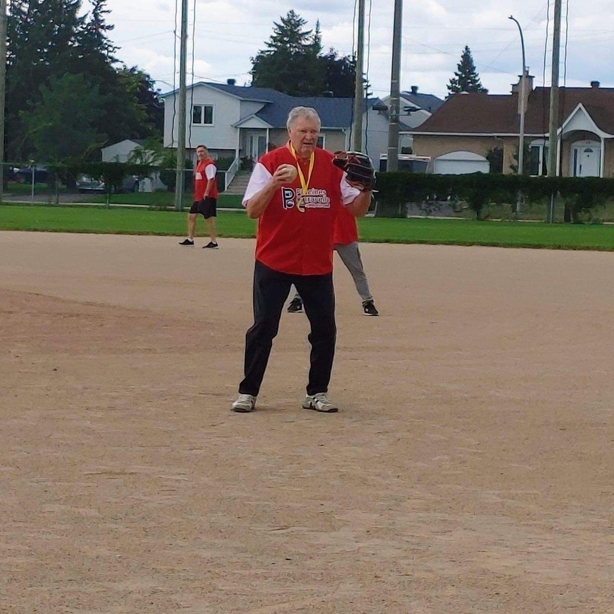 Sur le monticule à 80 ans