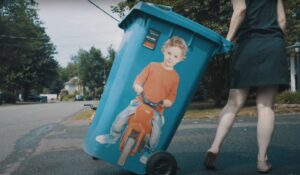 Des autocollants d’enfants pour sensibiliser les Laprairiens