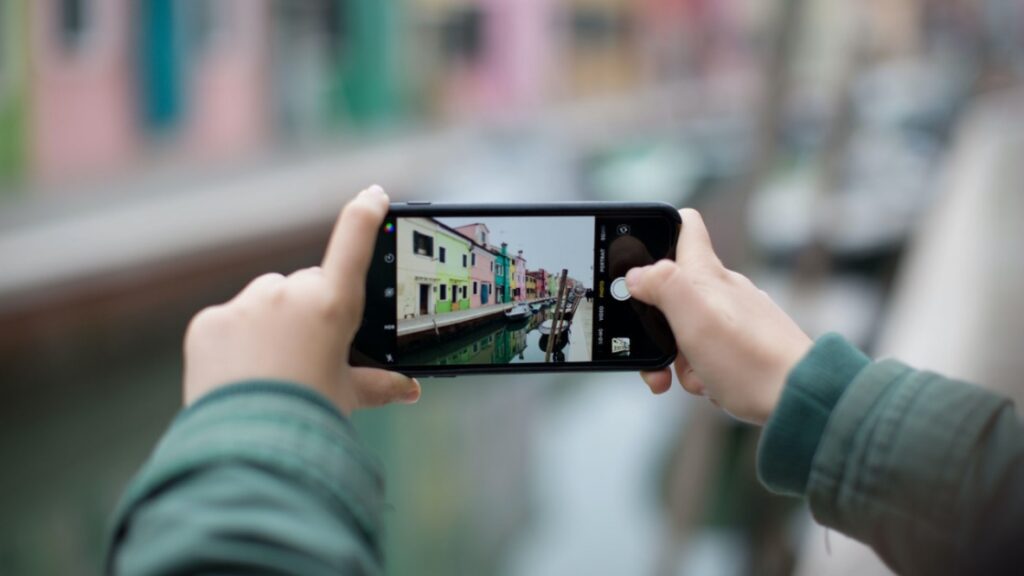 Comment partager un album photos avec nos amis via iCloud