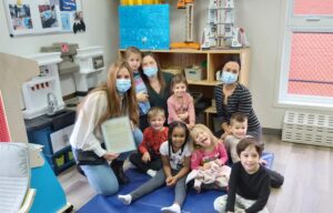 Des bambins d’un CPE rendent hommage à l’Olympienne Mélissa Citrini-Beaulieu