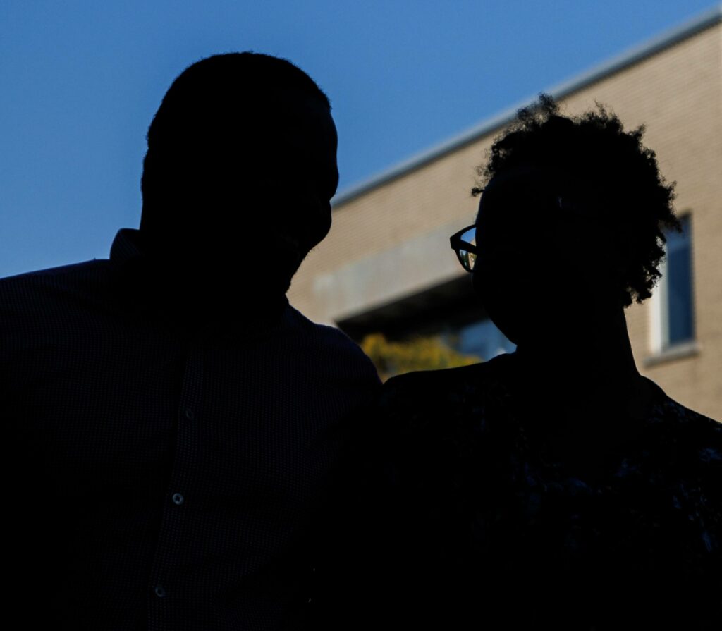 Entrevue avec deux demandeurs d’asile : « un départ à zéro » 