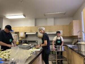 VIDÉOS – Grâce à une subvention, le Complexe le Partage cuisine ses propres repas